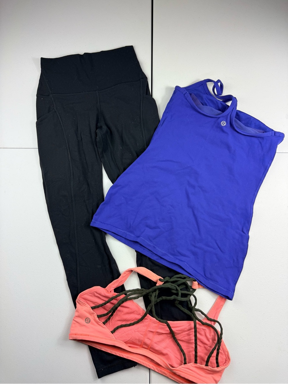 Lululemon bundle - Picture 7 of 7